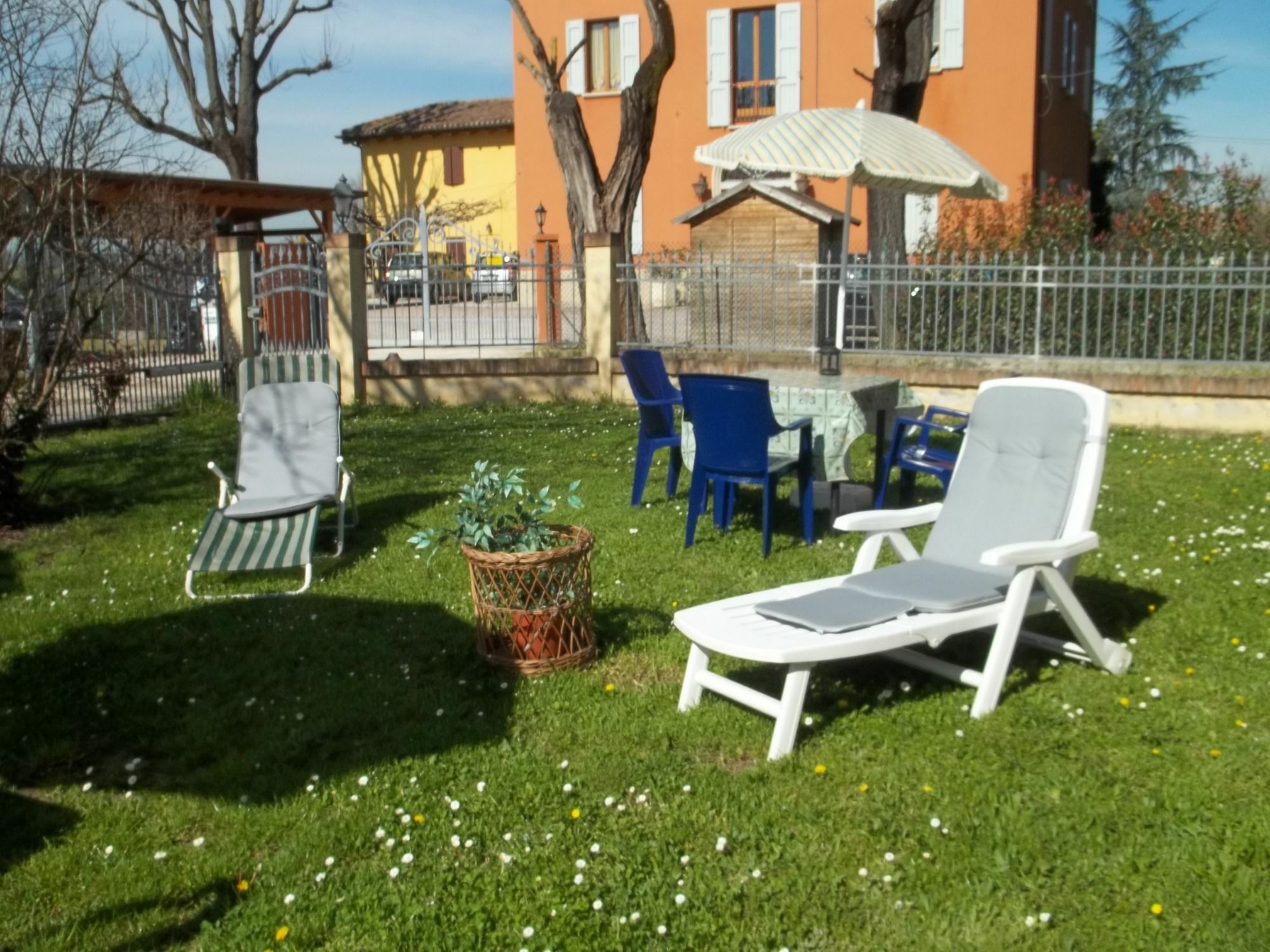 A Casa Vittoria Bed & Breakfast Casalecchio Di Reno Exterior foto